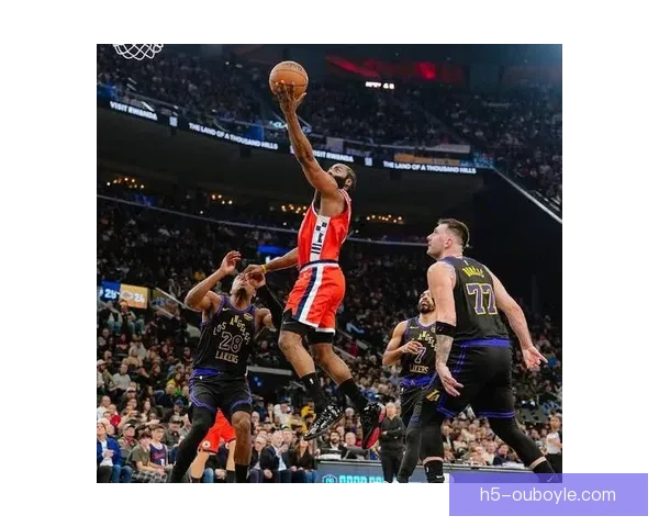 快船胜湖人四喜临门内线双塔回暖